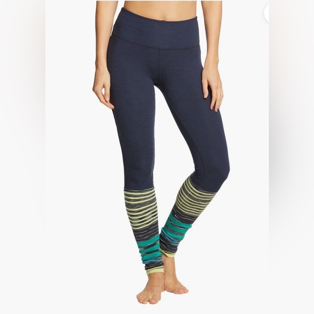 Free People Movement Alpine Leggings blue Striped Yoga Large EUC